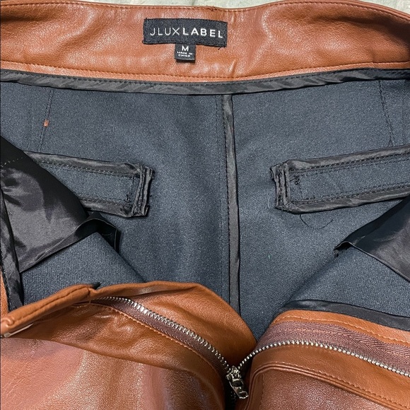 JLUXLABEL Like New Women’s Faux Leather Vegan High Rise Caramel Pants Sz Medium - Picture 10 of 10